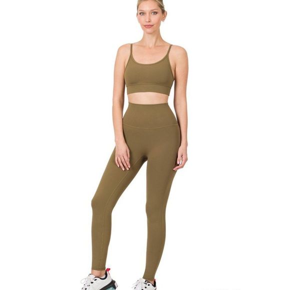 Olive Green 2 piece Workout Set with Athletic Cami Top and Leggings - XL - Picture 5 of 9